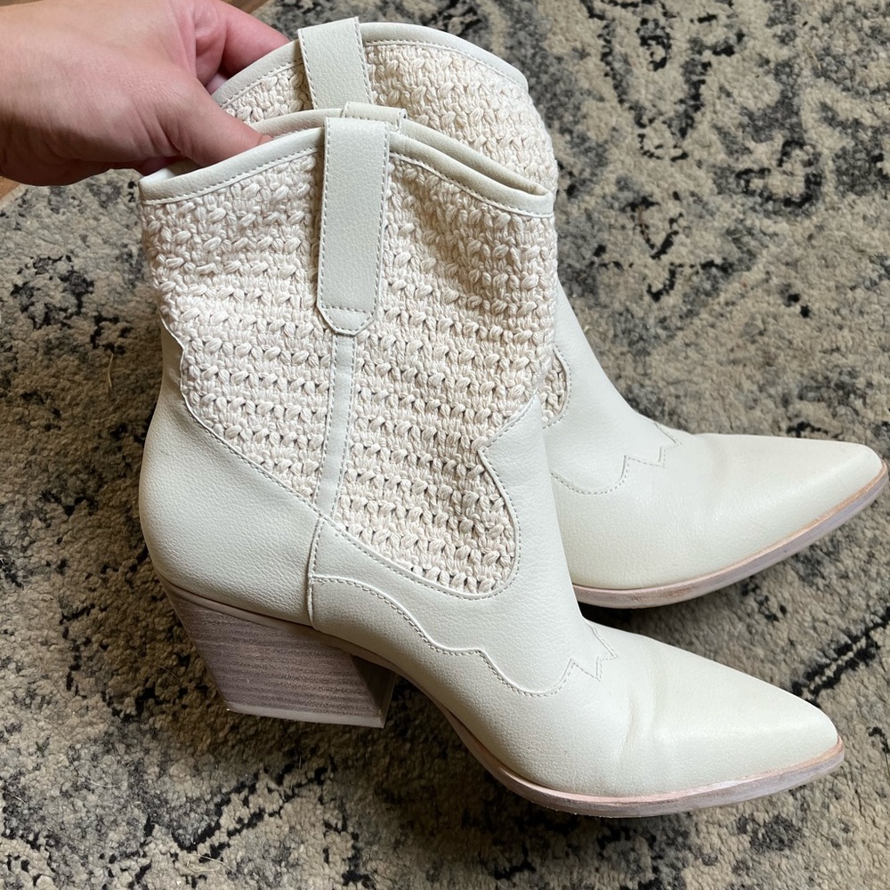 Dolce Vita Cream Heeled Boots